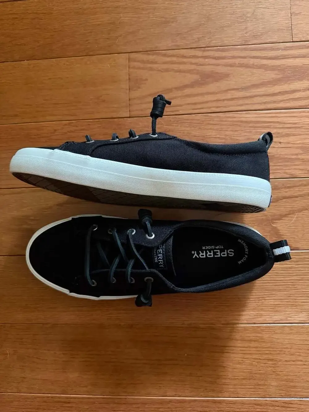 Sperry Women's Crest Vibe Sneaker